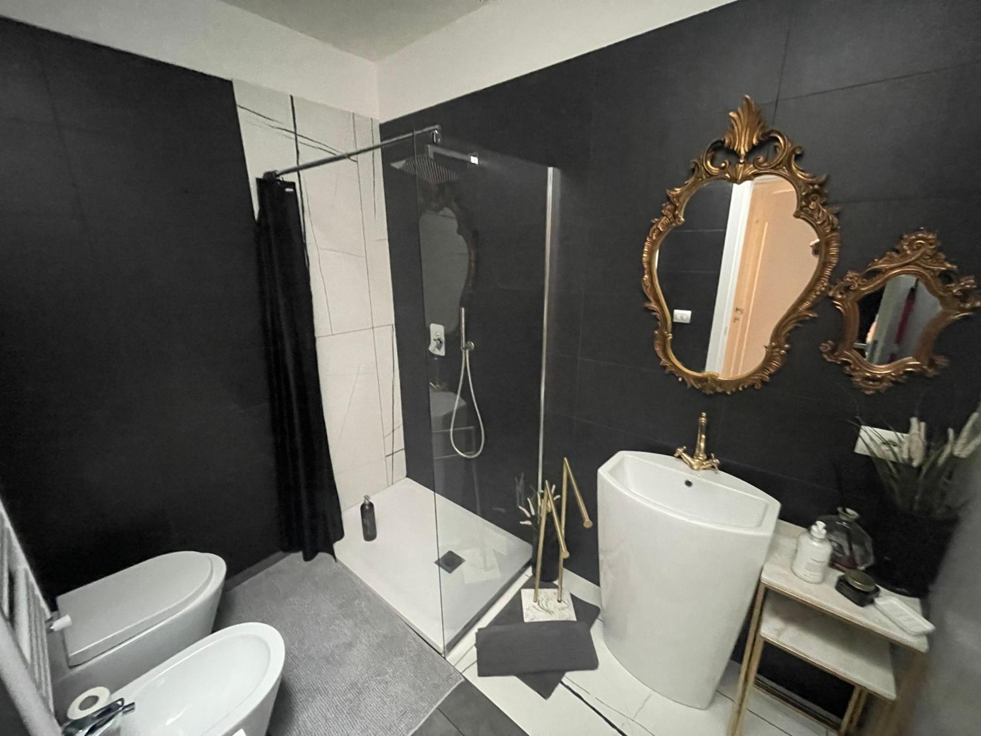 Decoluxe Martiniana Apartment Turin